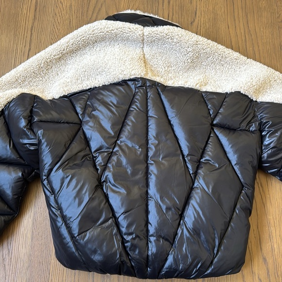 NWT Heartloom Bomber Puffer Jacket Black Size Medium - Picture 7 of 9